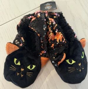 NWT Hyde And‎ Eek! Halloween Black Cat Slipper Socks Gripper Sequin M/L  8-10